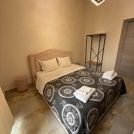 Valentino 48 Centro *